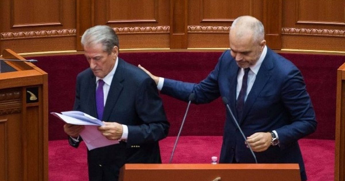 Fushata për 11 majin   Gjikondi  Berisha kaotik  po ndjek  vallen  e Ramës  tregon mungesë vizioni