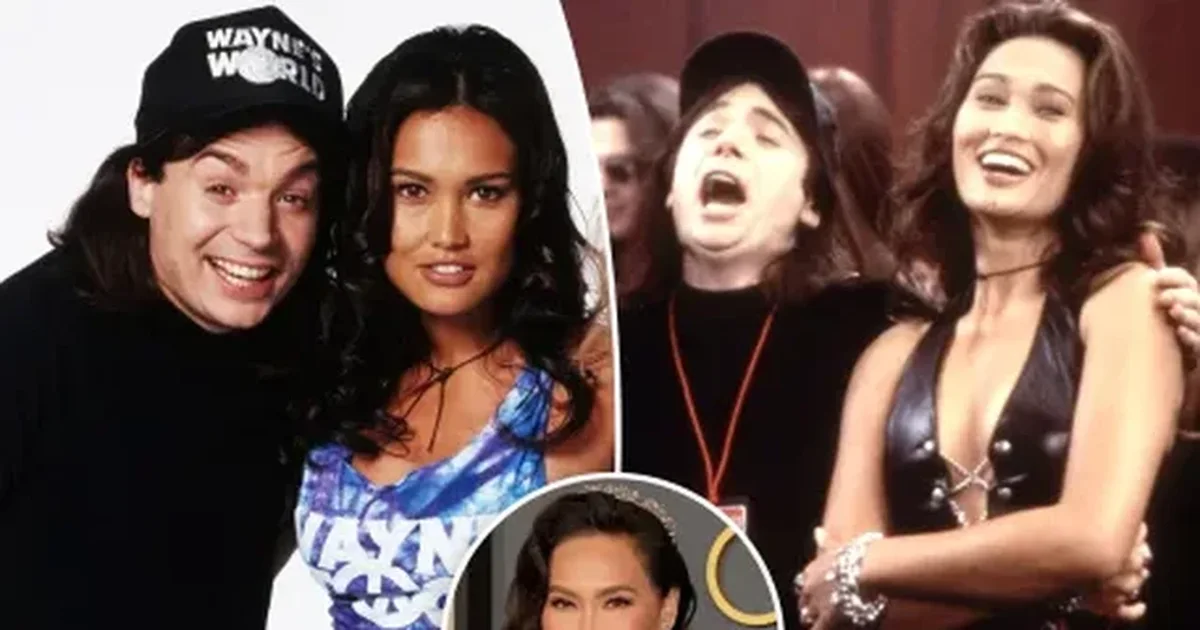 tia-carrere-ikona-e-viteve-90-rikthehet-ne-tapetin-e-kuq-dhe-rremben-gjithe-vemendjen