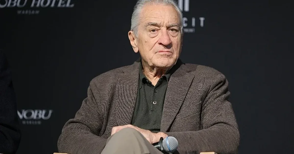 Robert De Niro  Të duash Amerikën është si një bashkëshort i abuzuar që thotë se e do abuzuesin e tij