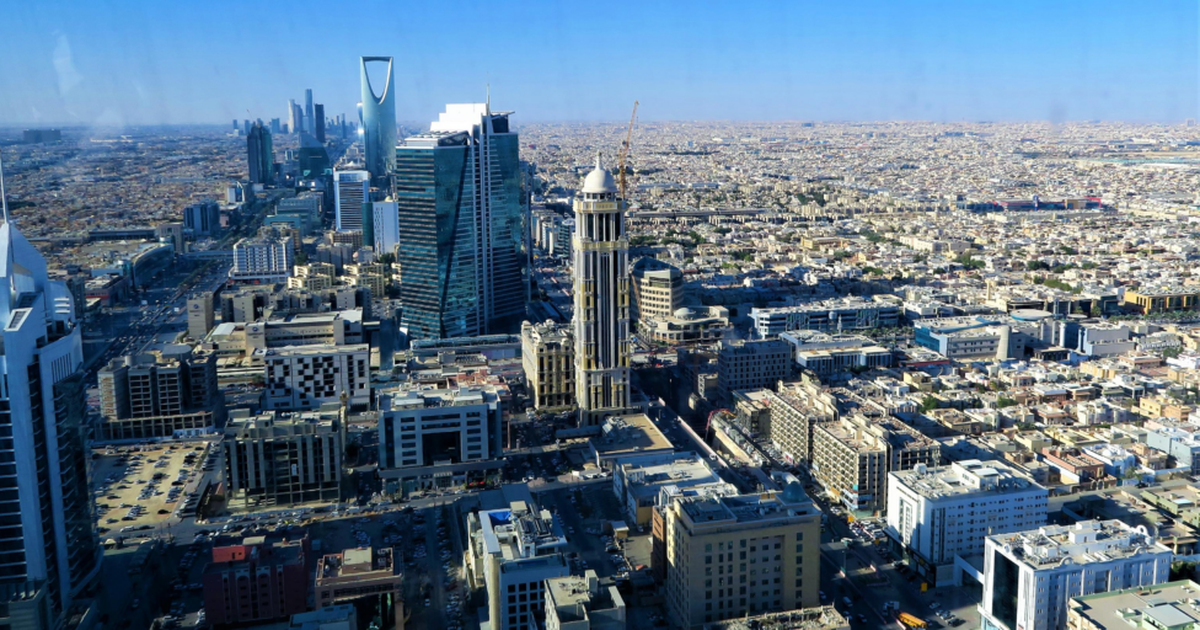Kriza mes aleatëve  Arabia Saudite bllokon transfertat drejt Emirateve