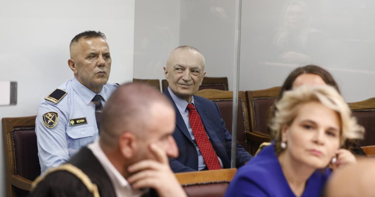  Akuza seksiste  del që unë qenkam shërbëtorja    Monika kryemadhi debaton në gjyq me prokurorin