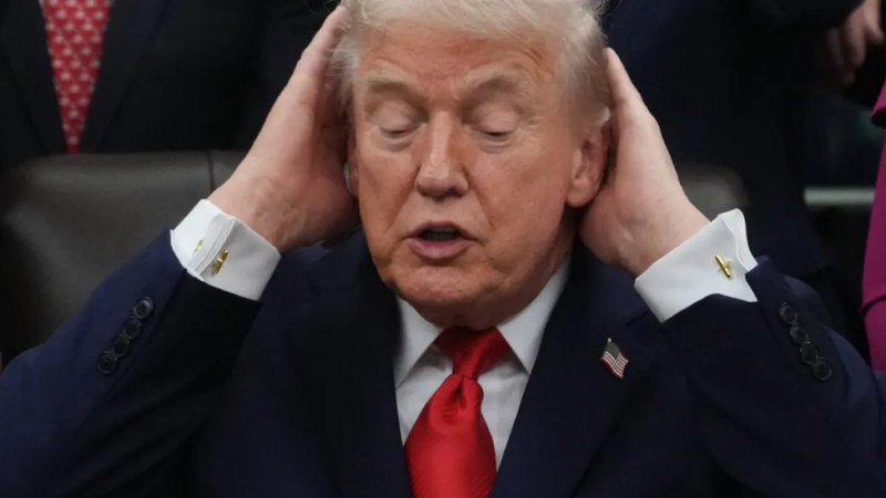 Trump heq nga terapia ila&ccedil;in p&euml;r r&euml;nien e flok&euml;ve?