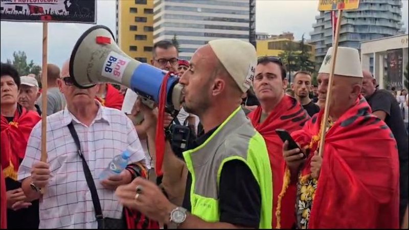 Organizatori Arben Kola: Deri m&euml; sot protestat kan&euml; qen&euml;