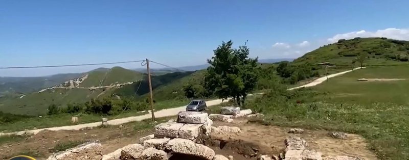 N&euml;n &ldquo;Amantia&rdquo;, gjurm&euml; t&euml; reja historie: G&euml;rmimet