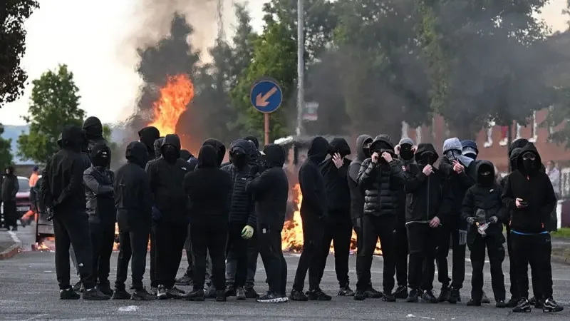 &ldquo;Po nxjerrin emigrant&euml;t nga sht&euml;pit&euml;&rdquo;, Trazira dhe