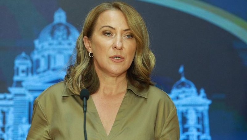 Deklaratat skandaloze, reagon ministrja serbe: I k&euml;rkoj falje vet&euml;m