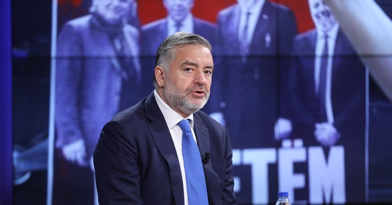Blendi Klosi: Nuk ka asnj&euml; shans t&euml; jap&euml; dor&euml;heqjen qeveria!