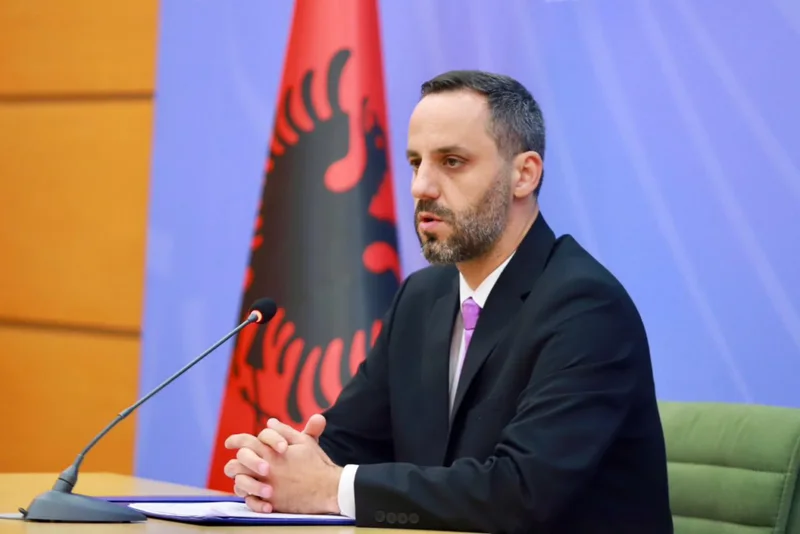 Rritet me 701 milion&euml; lek&euml; financimi p&euml;r Policin&euml; e Shtetit,
